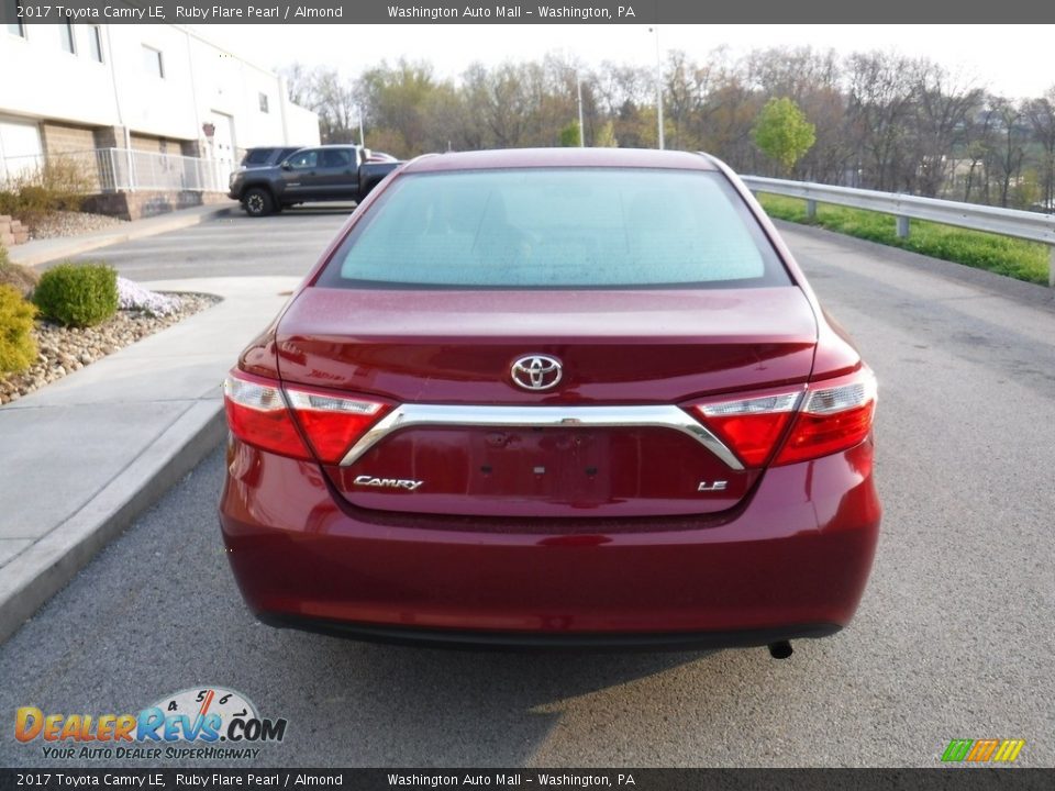 2017 Toyota Camry LE Ruby Flare Pearl / Almond Photo #12