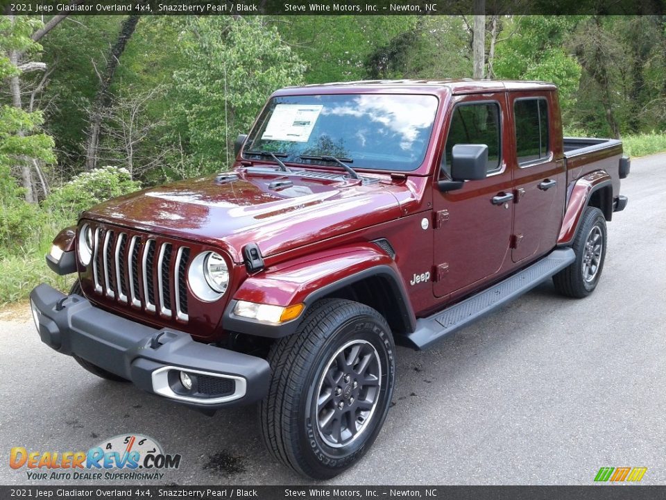 2021 Jeep Gladiator Overland 4x4 Snazzberry Pearl / Black Photo #2