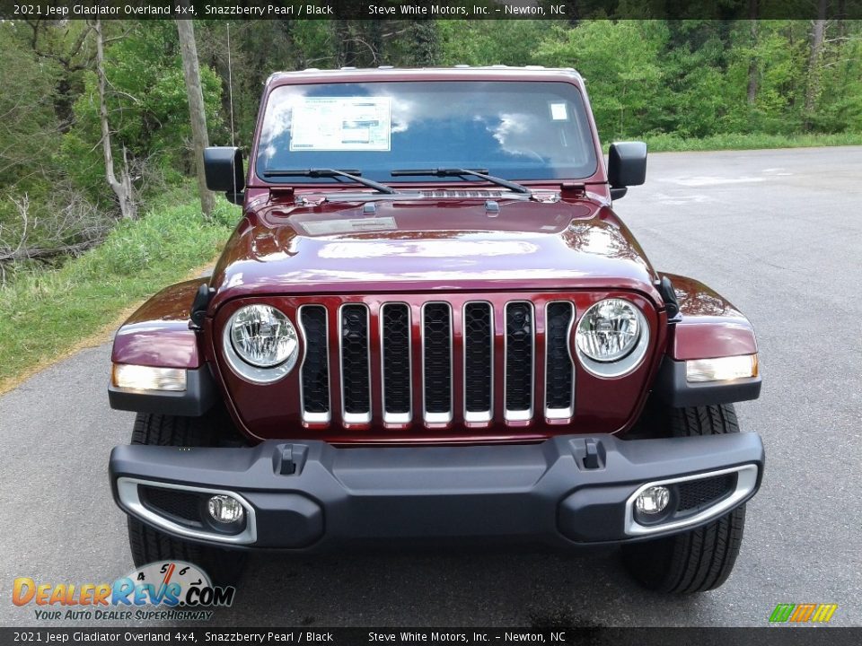 2021 Jeep Gladiator Overland 4x4 Snazzberry Pearl / Black Photo #3