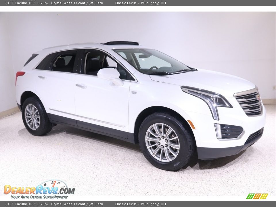 2017 Cadillac XT5 Luxury Crystal White Tricoat / Jet Black Photo #1