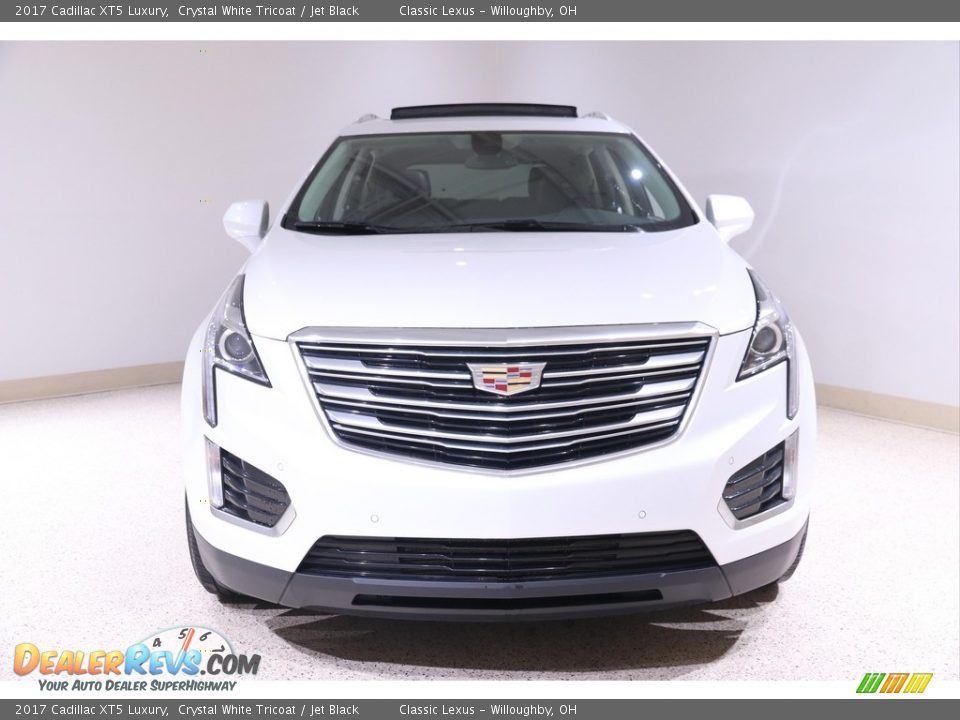 2017 Cadillac XT5 Luxury Crystal White Tricoat / Jet Black Photo #2