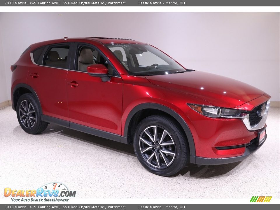 Front 3/4 View of 2018 Mazda CX-5 Touring AWD Photo #1