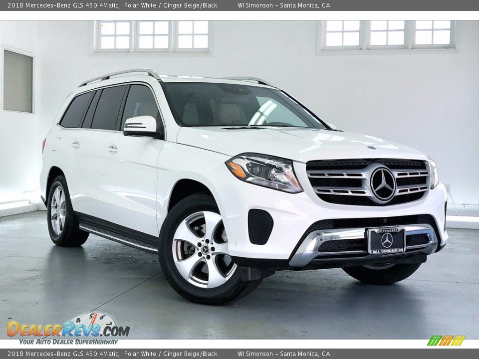 Front 3/4 View of 2018 Mercedes-Benz GLS 450 4Matic Photo #34