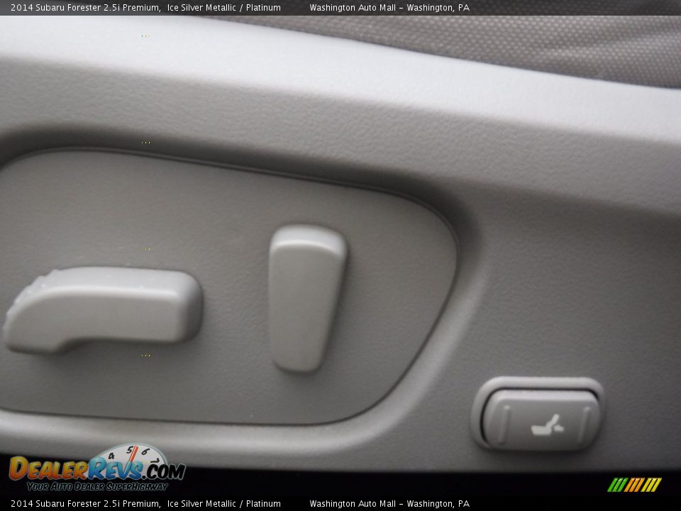 2014 Subaru Forester 2.5i Premium Ice Silver Metallic / Platinum Photo #17