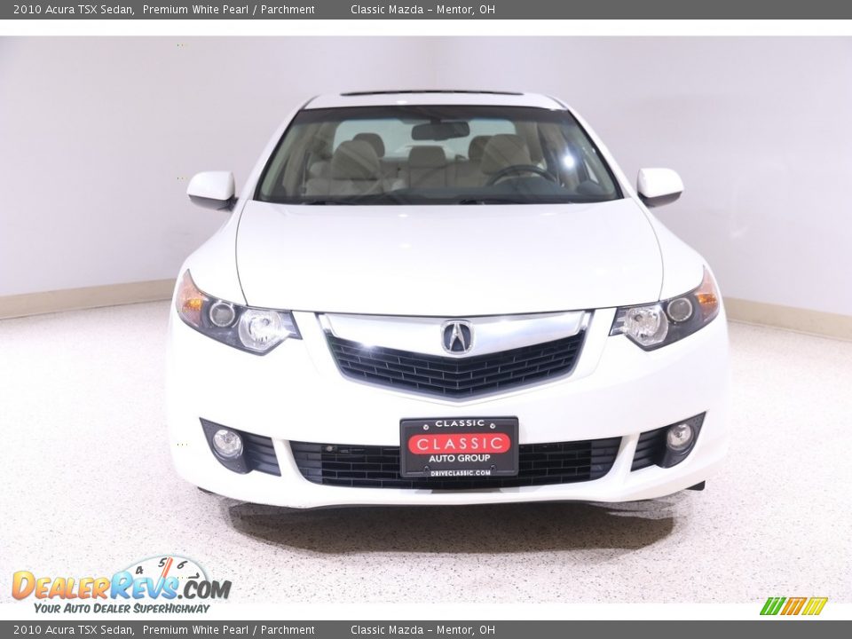 2010 Acura TSX Sedan Premium White Pearl / Parchment Photo #2