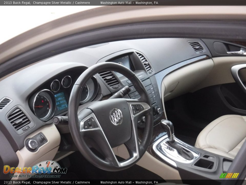 Dashboard of 2013 Buick Regal  Photo #10
