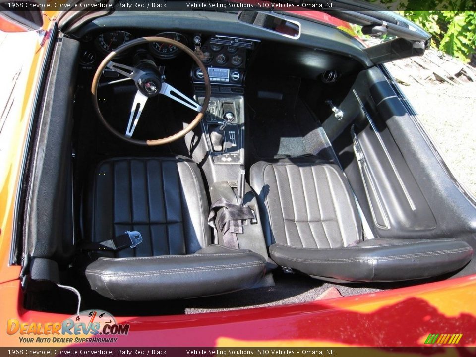 Front Seat of 1968 Chevrolet Corvette Convertible Photo #10