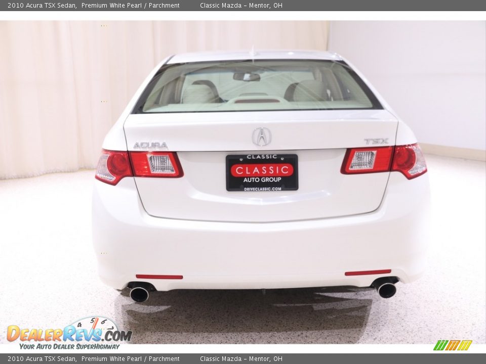 2010 Acura TSX Sedan Premium White Pearl / Parchment Photo #17