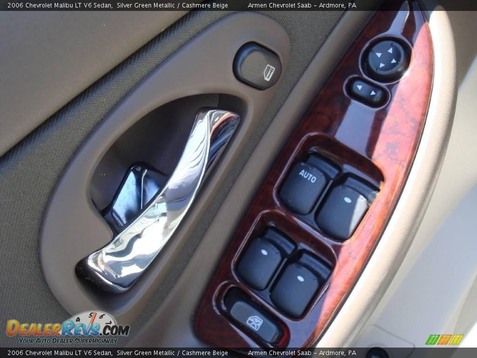 2006 Chevrolet Malibu LT V6 Sedan Silver Green Metallic / Cashmere Beige Photo #14