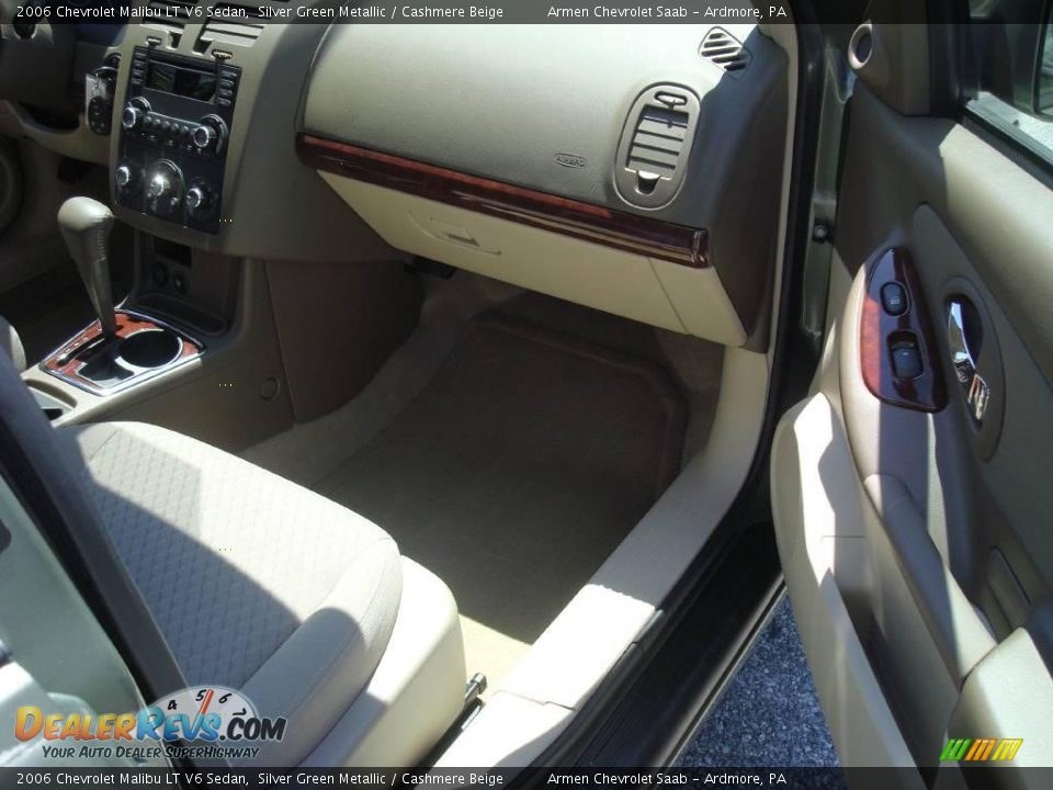 2006 Chevrolet Malibu LT V6 Sedan Silver Green Metallic / Cashmere Beige Photo #15