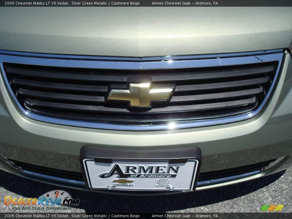 2006 Chevrolet Malibu LT V6 Sedan Silver Green Metallic / Cashmere Beige Photo #24