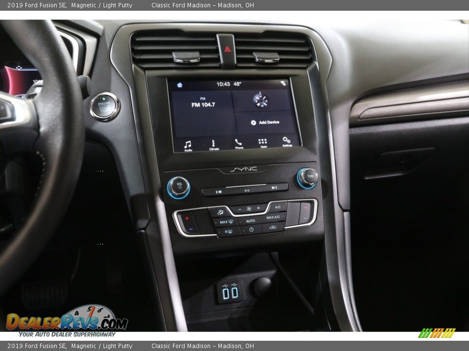 2019 Ford Fusion SE Magnetic / Light Putty Photo #9