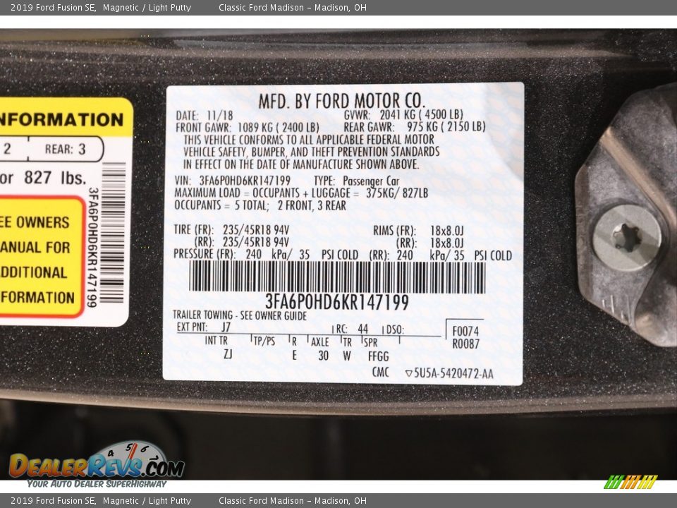 2019 Ford Fusion SE Magnetic / Light Putty Photo #17