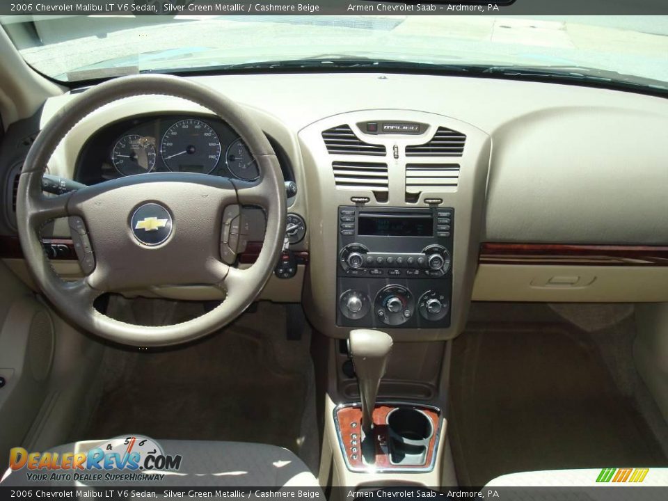 2006 Chevrolet Malibu LT V6 Sedan Silver Green Metallic / Cashmere Beige Photo #27