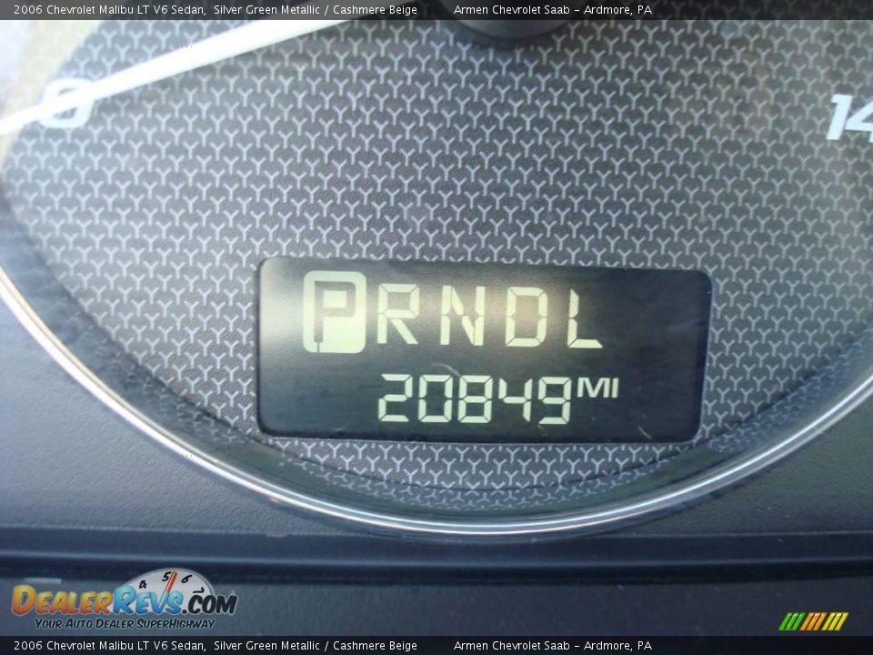 2006 Chevrolet Malibu LT V6 Sedan Silver Green Metallic / Cashmere Beige Photo #32