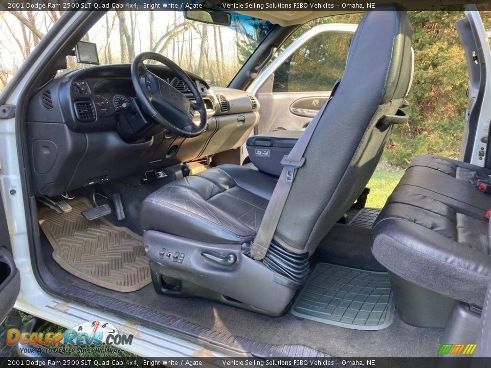 Front Seat of 2001 Dodge Ram 2500 SLT Quad Cab 4x4 Photo #4