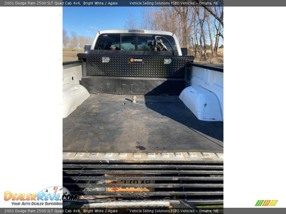 2001 Dodge Ram 2500 SLT Quad Cab 4x4 Bright White / Agate Photo #6