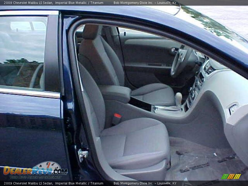 2009 Chevrolet Malibu LS Sedan Imperial Blue Metallic / Titanium Photo #5