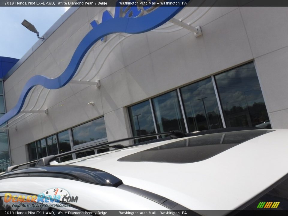 2019 Honda Pilot EX-L AWD White Diamond Pearl / Beige Photo #4