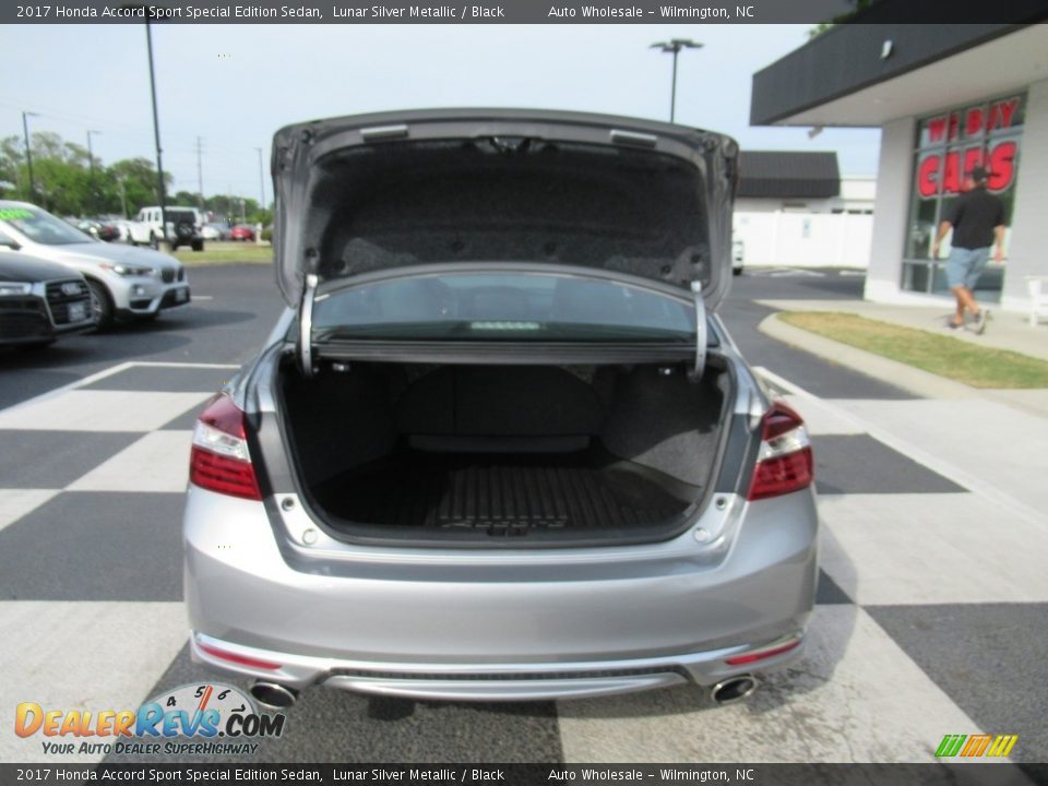 2017 Honda Accord Sport Special Edition Sedan Lunar Silver Metallic / Black Photo #5