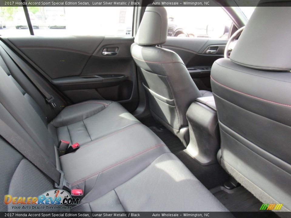 2017 Honda Accord Sport Special Edition Sedan Lunar Silver Metallic / Black Photo #13
