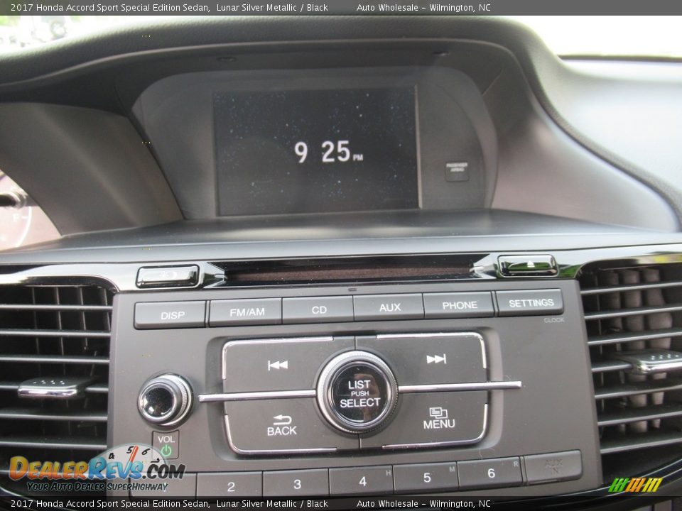 2017 Honda Accord Sport Special Edition Sedan Lunar Silver Metallic / Black Photo #16