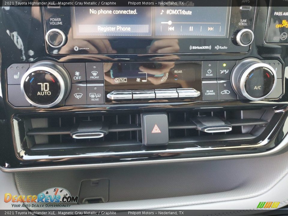 2021 Toyota Highlander XLE Magnetic Gray Metallic / Graphite Photo #24