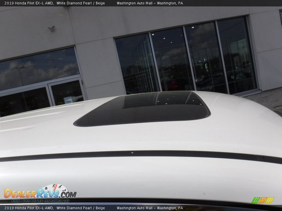 2019 Honda Pilot EX-L AWD White Diamond Pearl / Beige Photo #4