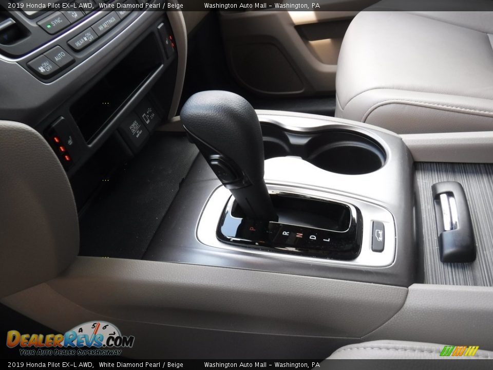 2019 Honda Pilot EX-L AWD White Diamond Pearl / Beige Photo #17