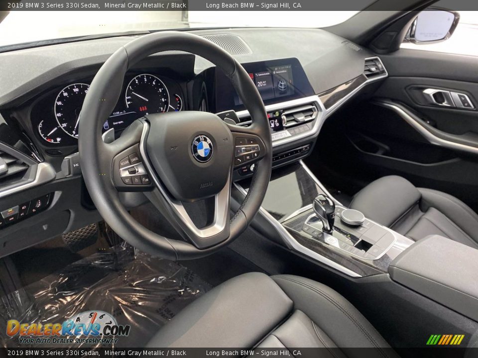 Black Interior - 2019 BMW 3 Series 330i Sedan Photo #16