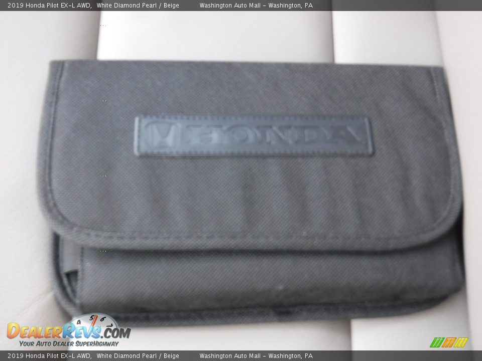 2019 Honda Pilot EX-L AWD White Diamond Pearl / Beige Photo #32