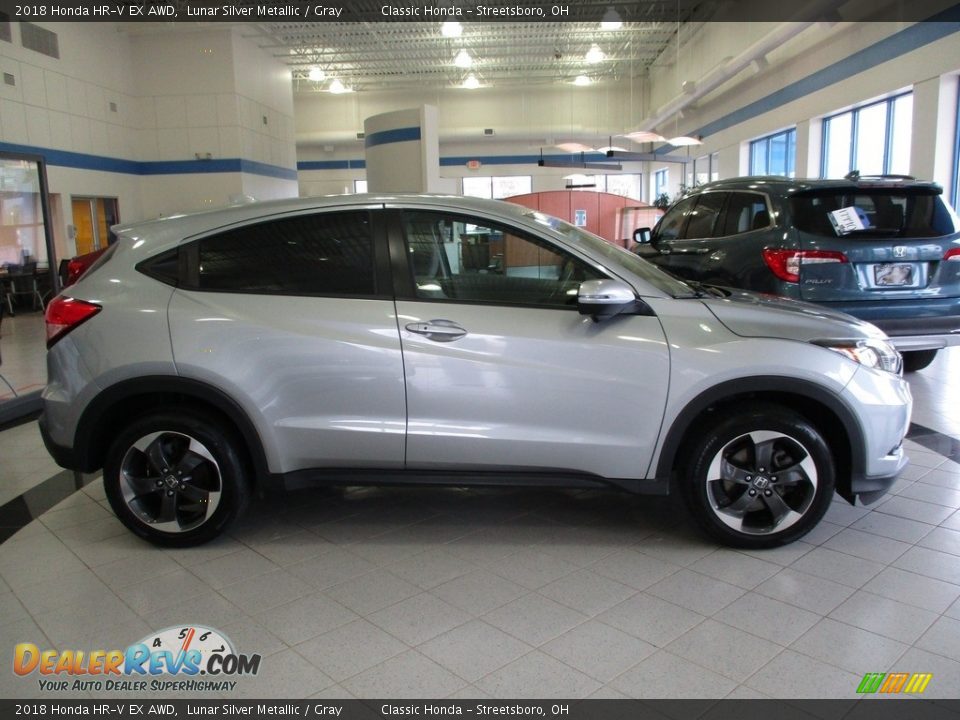 2018 Honda HR-V EX AWD Lunar Silver Metallic / Gray Photo #4