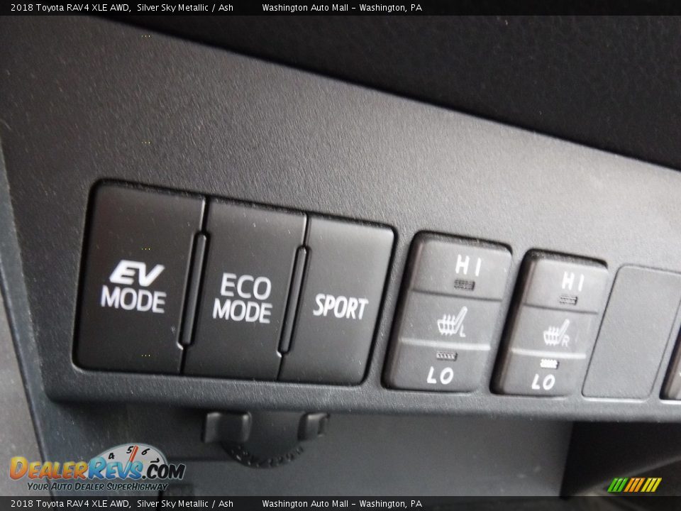 2018 Toyota RAV4 XLE AWD Silver Sky Metallic / Ash Photo #19