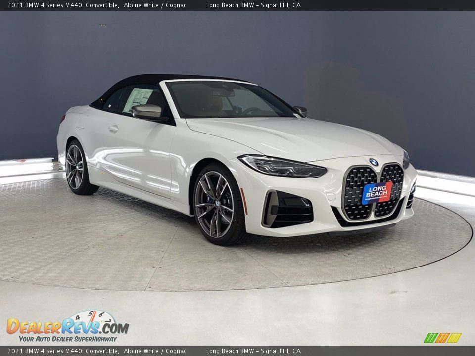 Front 3/4 View of 2021 BMW 4 Series M440i Convertible Photo #27