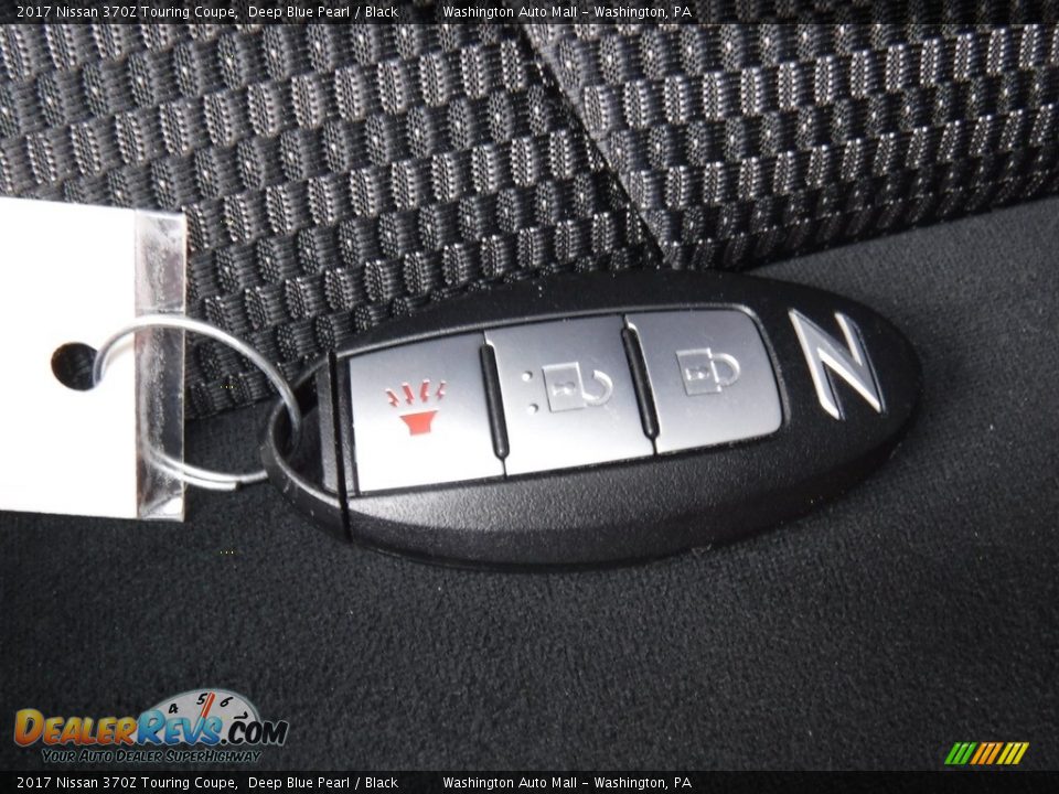 Keys of 2017 Nissan 370Z Touring Coupe Photo #29