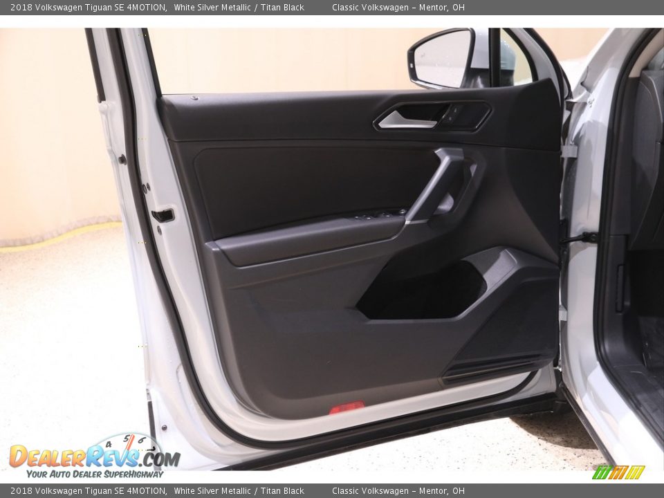 2018 Volkswagen Tiguan SE 4MOTION White Silver Metallic / Titan Black Photo #4
