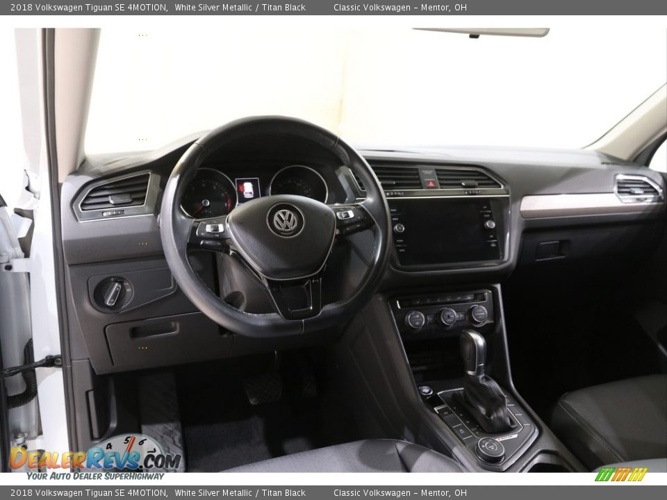 2018 Volkswagen Tiguan SE 4MOTION White Silver Metallic / Titan Black Photo #6