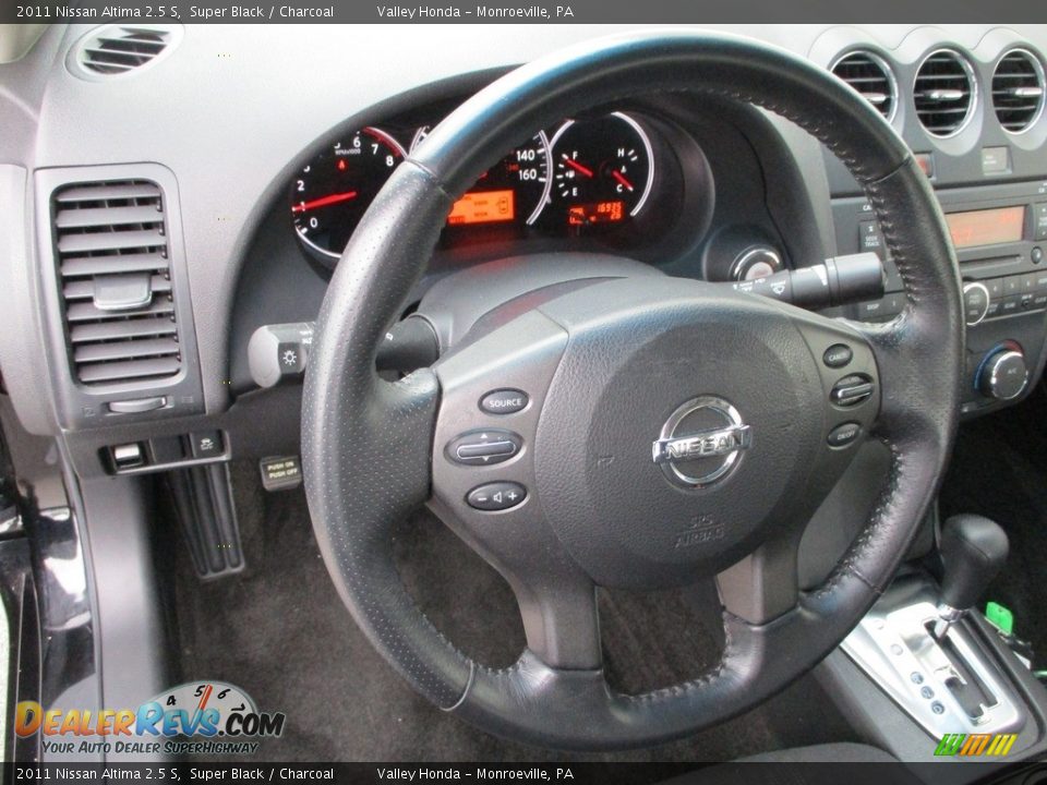 2011 Nissan Altima 2.5 S Super Black / Charcoal Photo #14