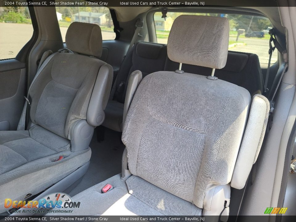 2004 Toyota Sienna CE Silver Shadow Pearl / Stone Gray Photo #16