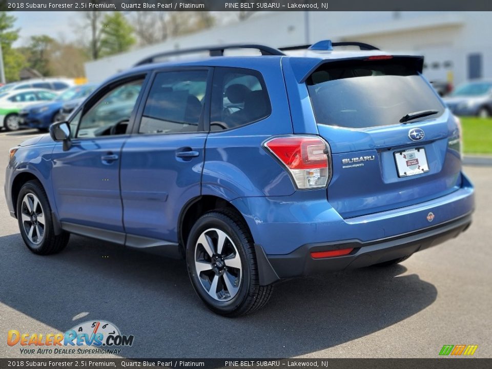 2018 Subaru Forester 2.5i Premium Quartz Blue Pearl / Platinum Photo #16