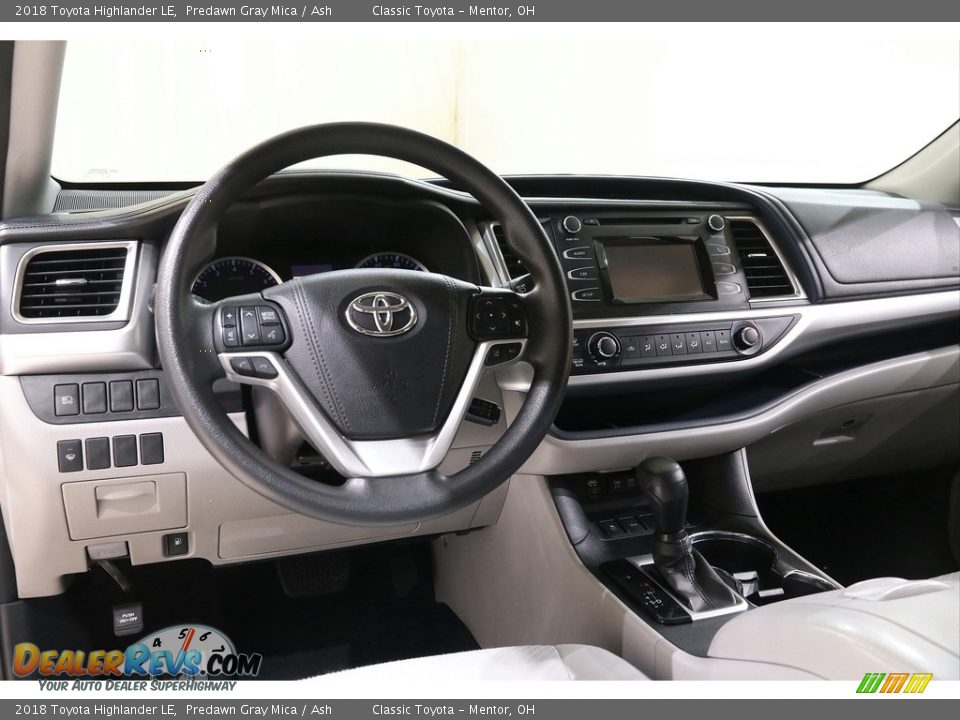 2018 Toyota Highlander LE Predawn Gray Mica / Ash Photo #6