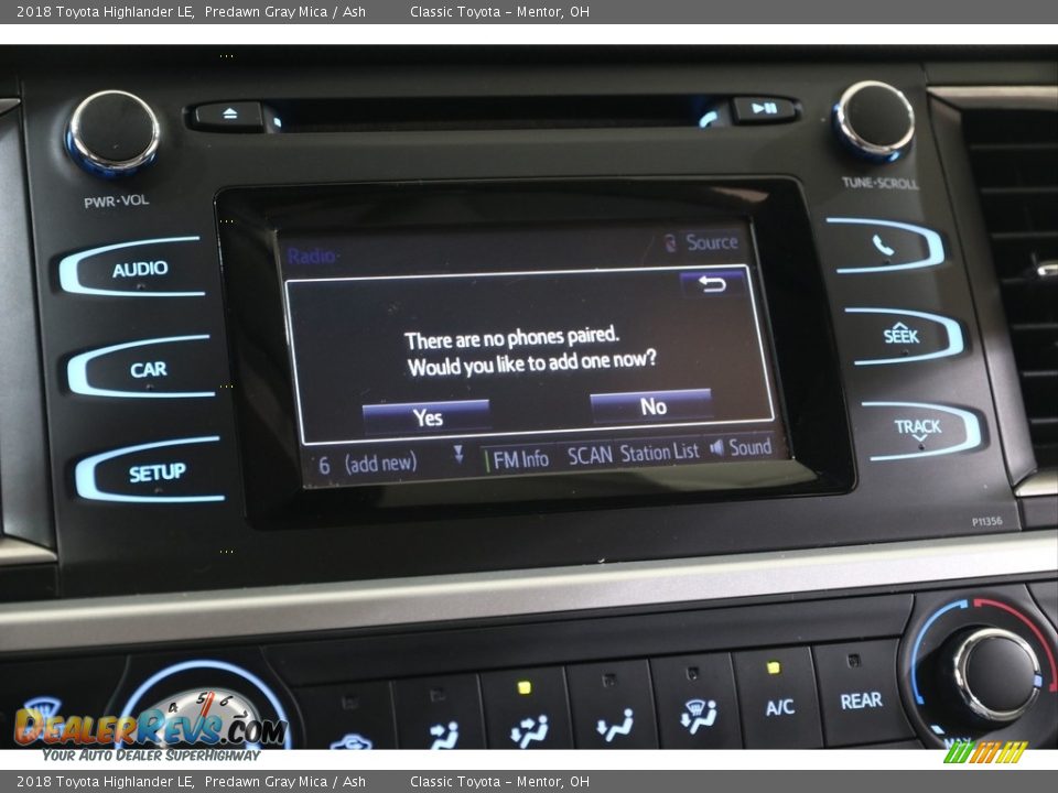 2018 Toyota Highlander LE Predawn Gray Mica / Ash Photo #10