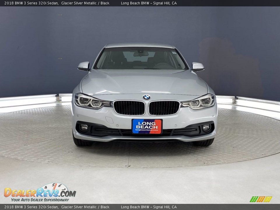 2018 BMW 3 Series 320i Sedan Glacier Silver Metallic / Black Photo #2