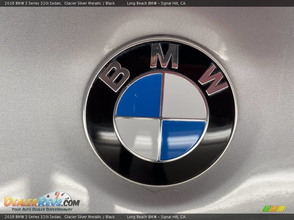 2018 BMW 3 Series 320i Sedan Glacier Silver Metallic / Black Photo #10