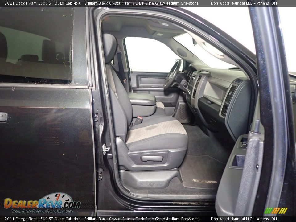 2011 Dodge Ram 1500 ST Quad Cab 4x4 Brilliant Black Crystal Pearl / Dark Slate Gray/Medium Graystone Photo #35