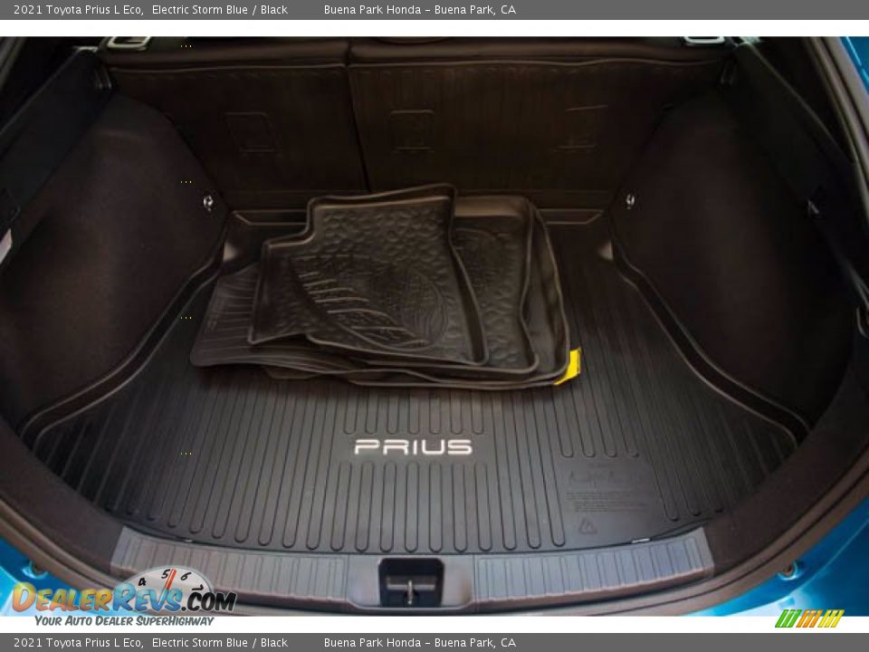 2021 Toyota Prius L Eco Trunk Photo #23