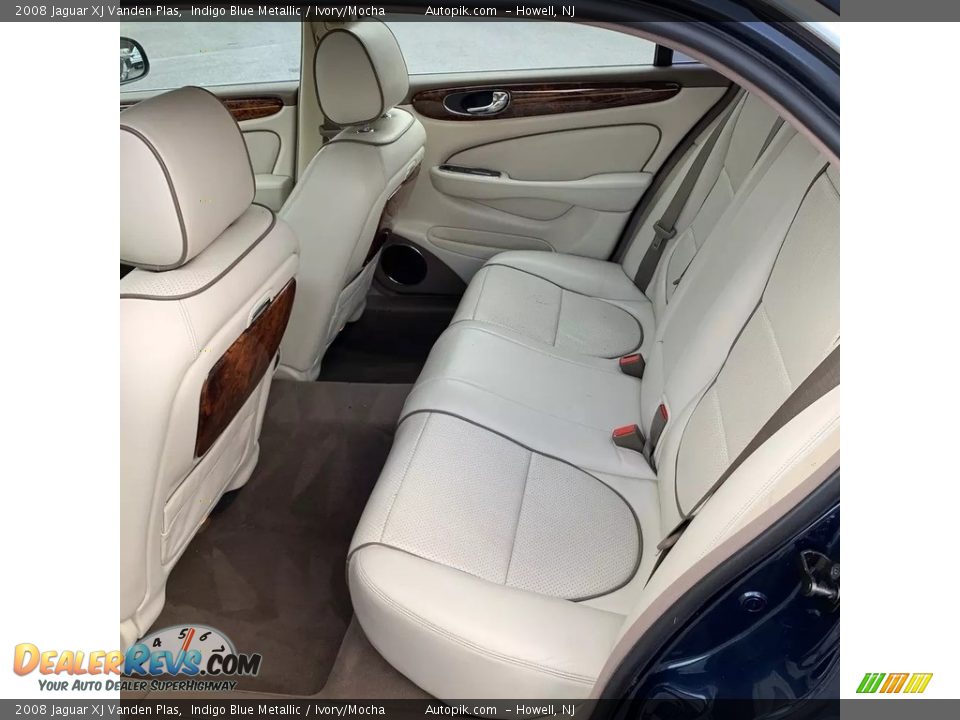 2008 Jaguar XJ Vanden Plas Indigo Blue Metallic / Ivory/Mocha Photo #14