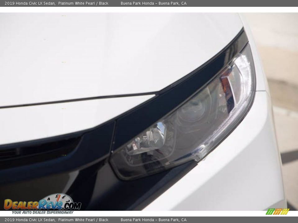 2019 Honda Civic LX Sedan Platinum White Pearl / Black Photo #9