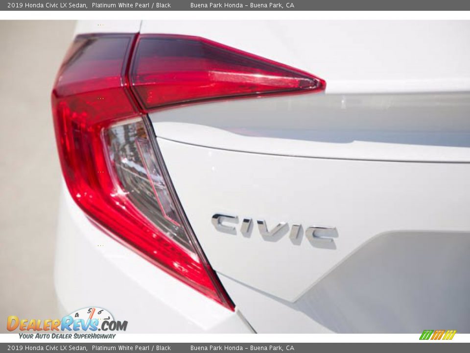 2019 Honda Civic LX Sedan Platinum White Pearl / Black Photo #12