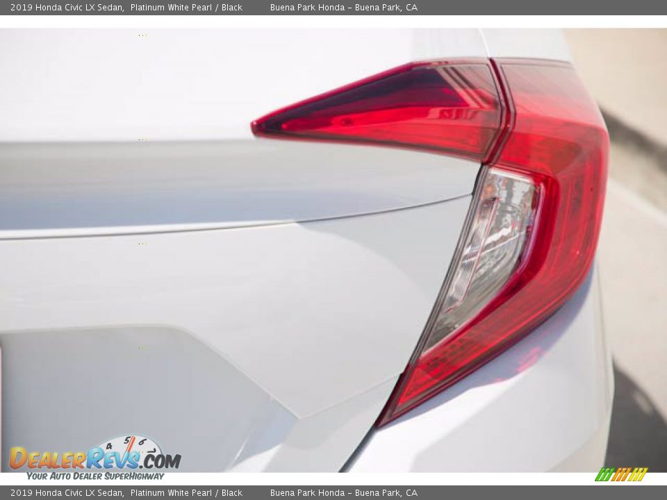 2019 Honda Civic LX Sedan Platinum White Pearl / Black Photo #13